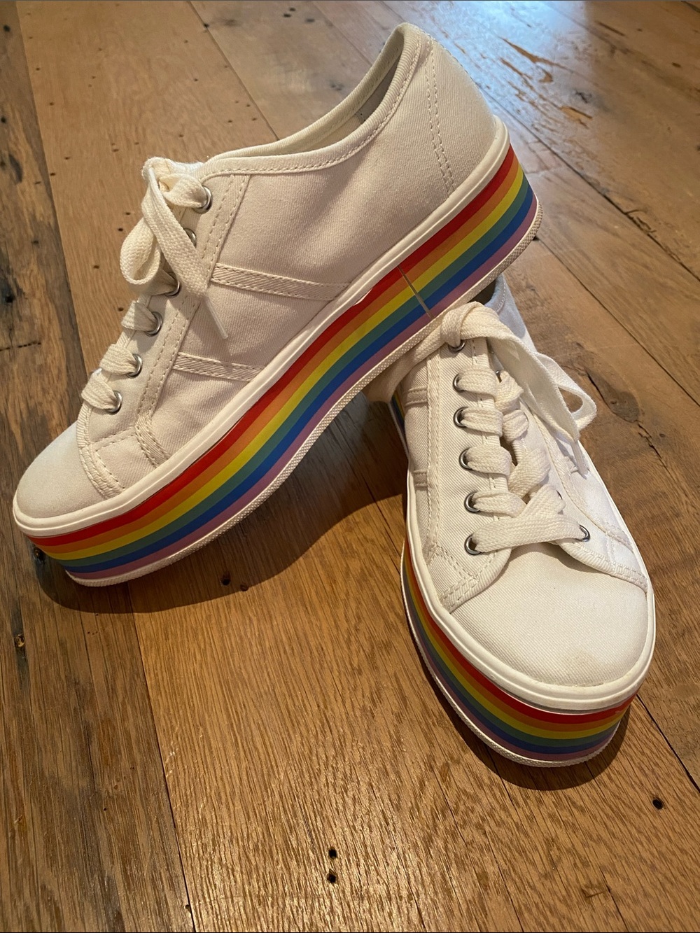Gianna Bini Rainbow Canvas On Beat Platform Canvas Sneakers Lace Up Size 6